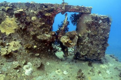 Prop on Wreck
